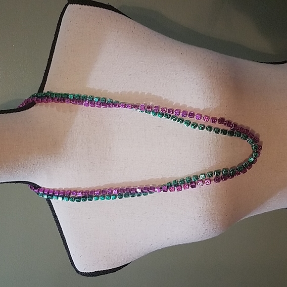 💜HP! 🎲Two dice necklaces🎲 - Picture 4 of 5